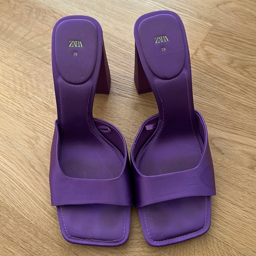 Zara Purple Satin Pumps